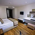 Edis Premier 3*