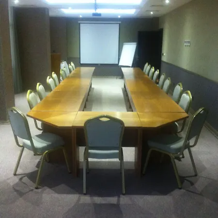 Edis Premier Hotel