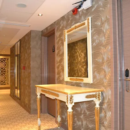 Hotel Edis Premier 3*