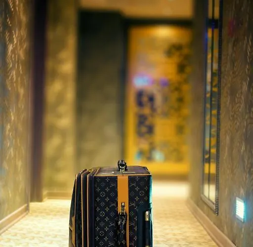 Edis Premier فندق أضنه